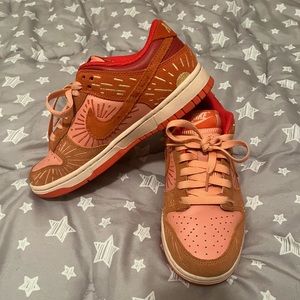 Custom Nike dunks women’s size 6.5 never worn